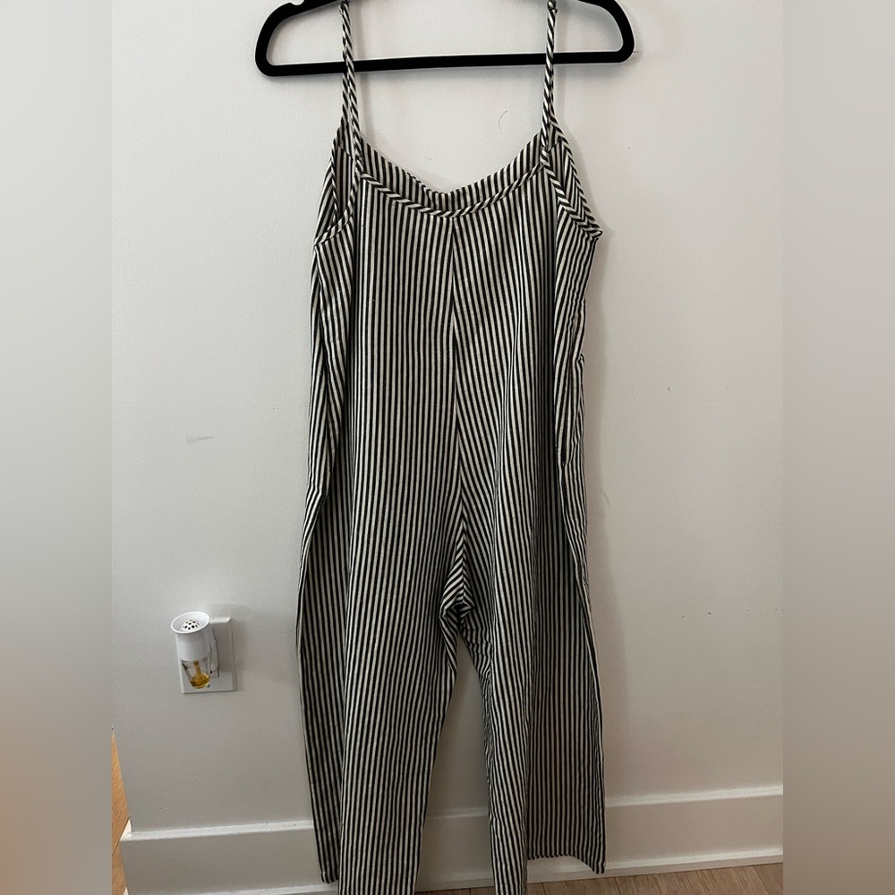 Designer Ali Golden pinstripe jumpsuit - Picture 2 of 3